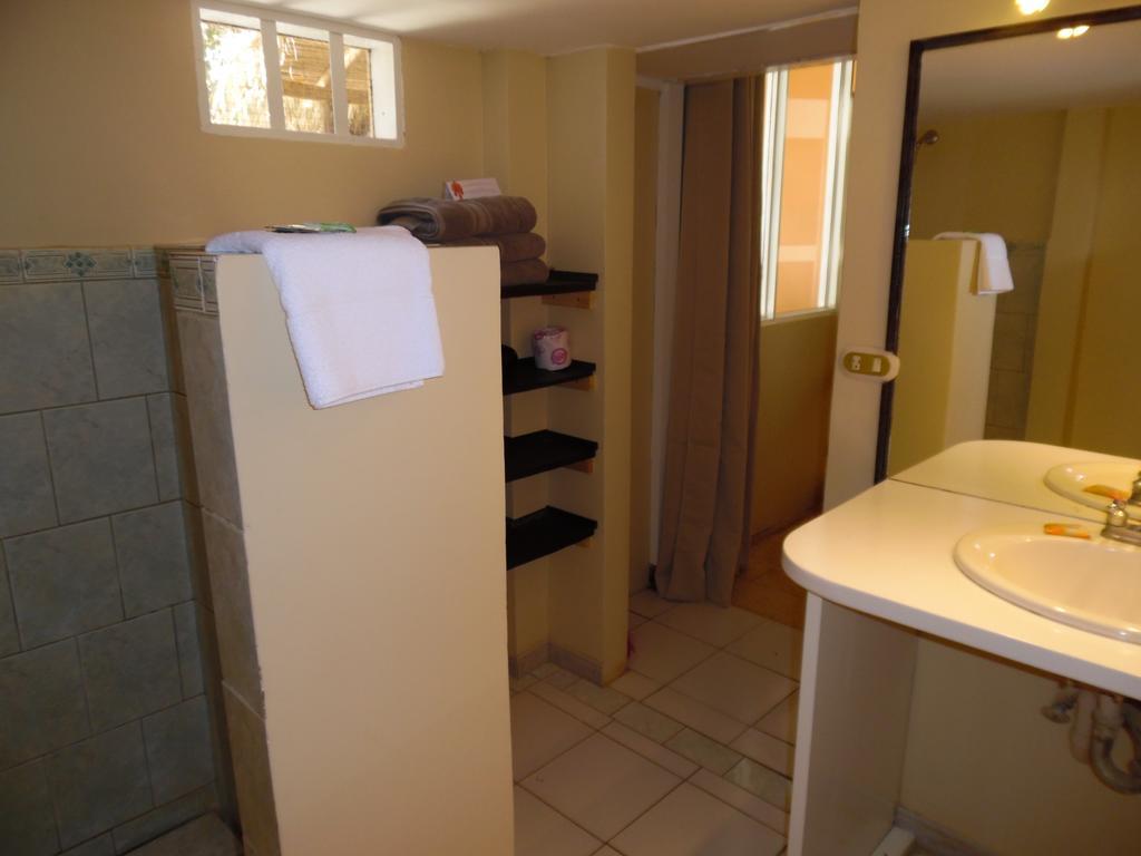 La Palapa Guest House Tamarindo Bilik gambar